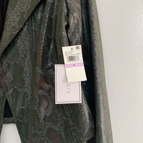 New with tags - Picture 2 of 3